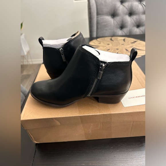 Lucky Brand LK Basel Ankle Bootie Black Leather Women's Size 6W - Picture 3 of 7